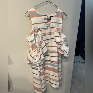 Pretty Little Thing Striped dress